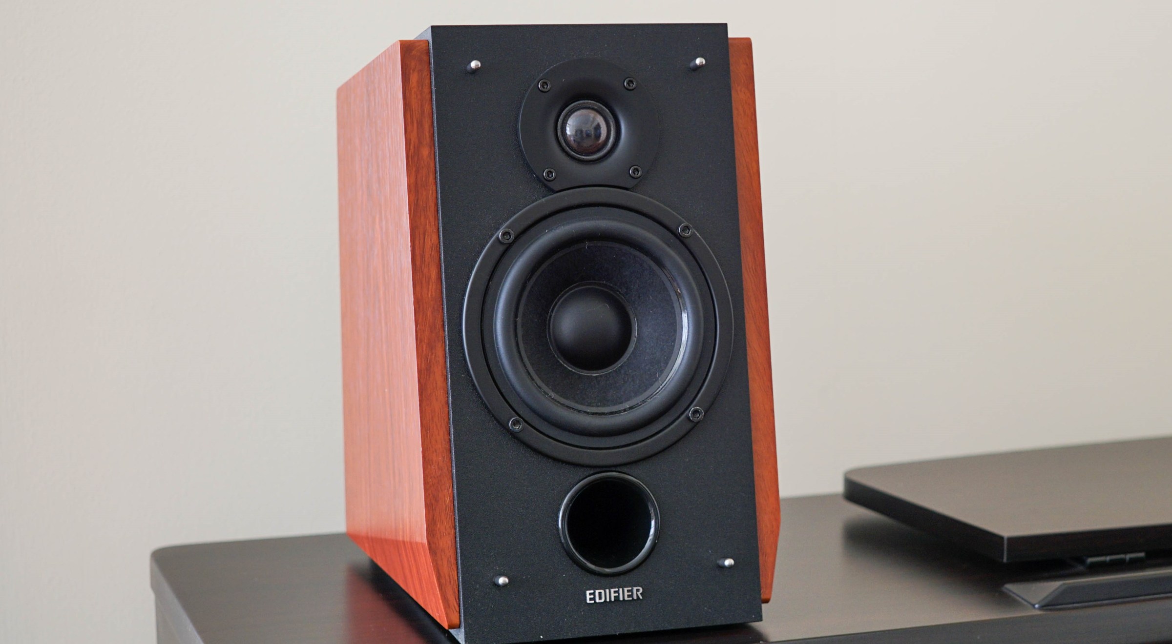 Edifier R170 Edifier R1700BT Review – A Thing of Beauty – Everyday Listening