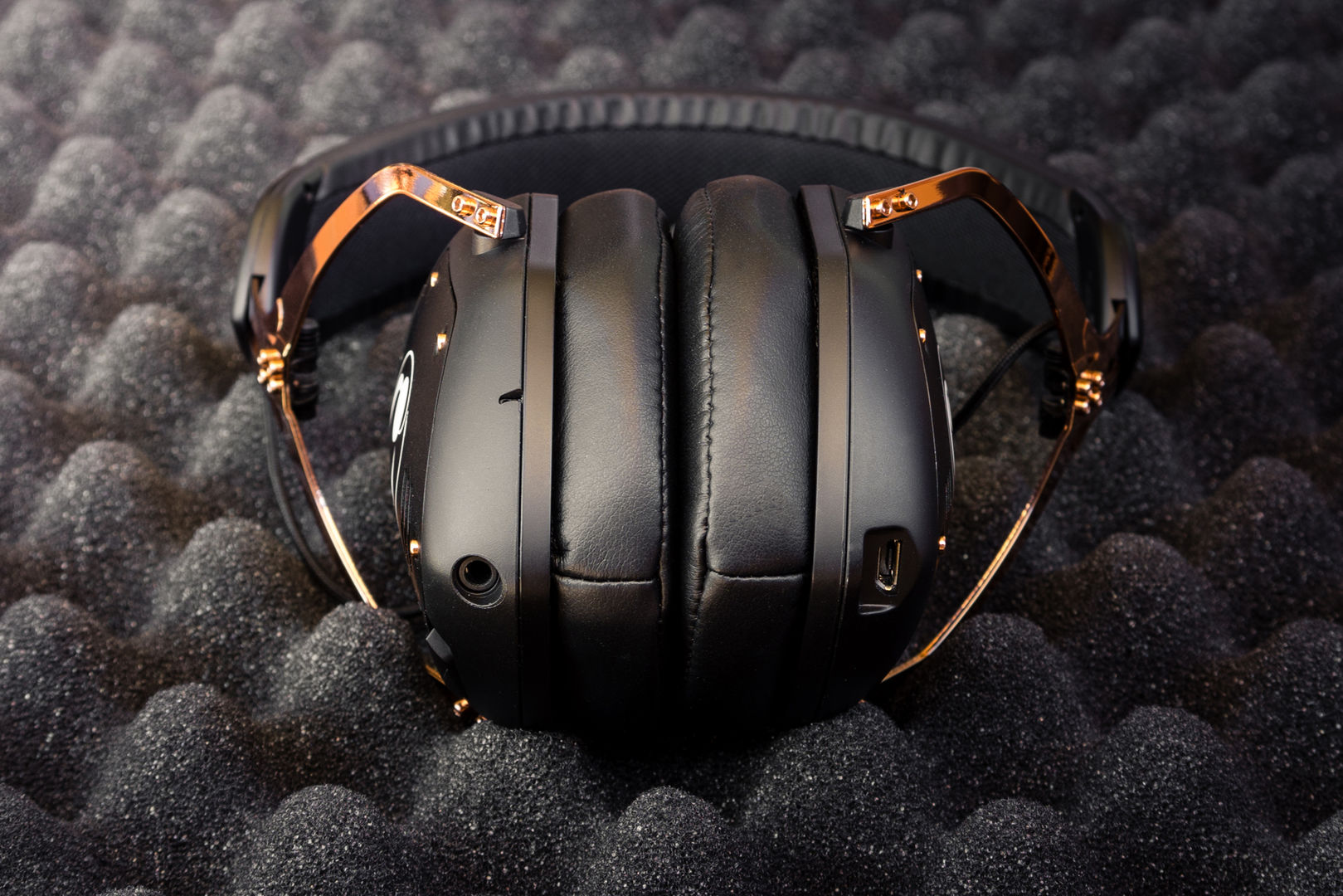 V-Moda Crossfade 2 Wireless Review – Road Warrior – Everyday Listening